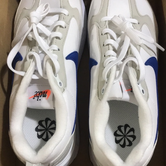 NEW Nike Air Max Dawn (GS)  5.5 Youth BNIB NEW Unisex - Picture 5 of 13